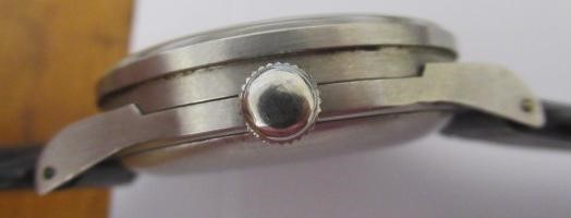 A JUVENIA ARITHMO WRISTWATCH Image