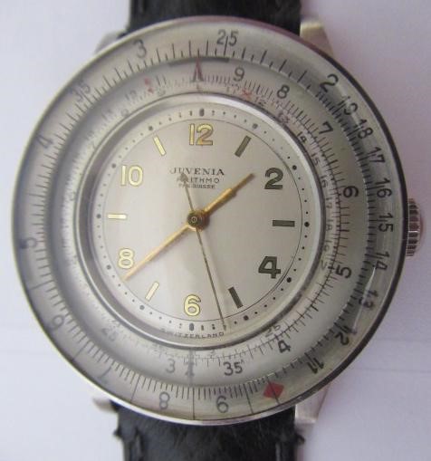 A JUVENIA ARITHMO WRISTWATCH Image