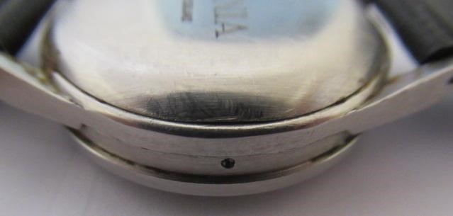 A JUVENIA ARITHMO WRISTWATCH Image
