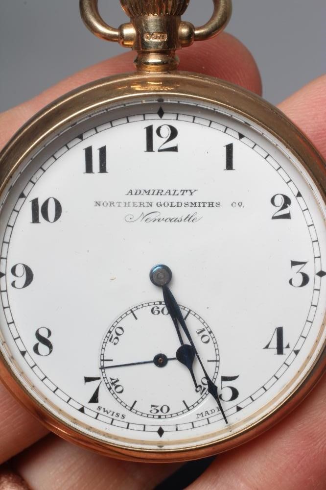 A 9CT GOLD TOP WIND POCKET WATCH Image