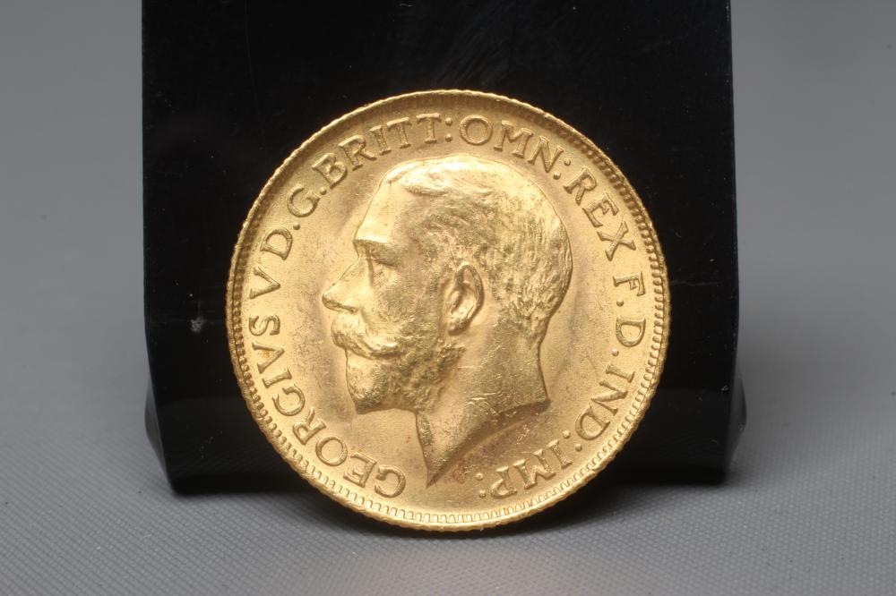 A GEORGE V SOVEREIGN, 1911, 8g (Est. plus 20% premium) Image