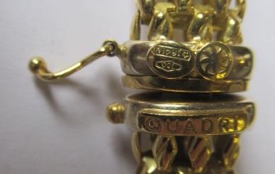 A QUADRI MESH CHOKER, stamped 750 Vincenzi *QUADRI, with slide clasp and safety hook, 53.1g Image