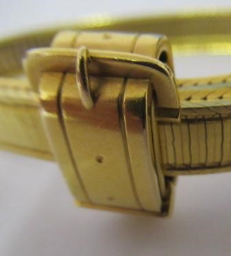 AN ARTICULATED BRACELET Image