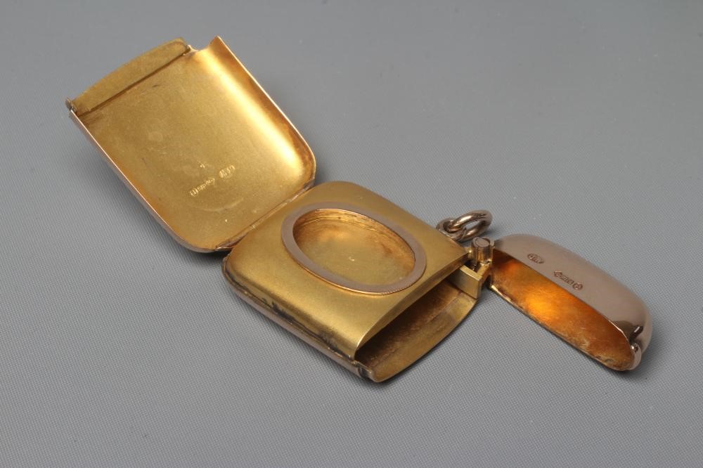 A LATE VICTORIAN NOVELTY 9CT GOLD VESTA CASE probably by Joseph Walton Image