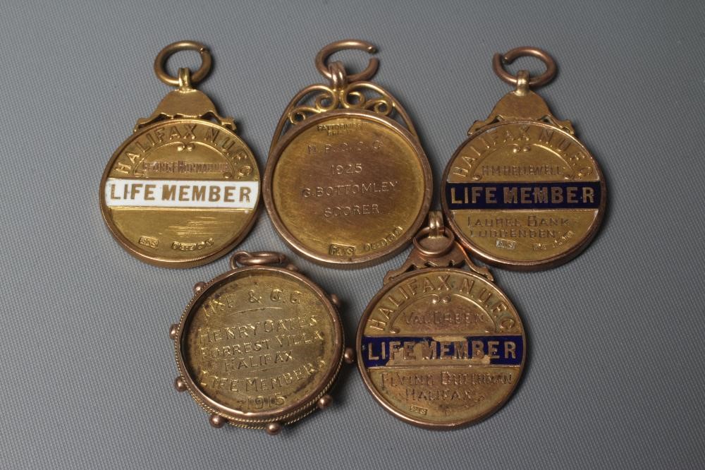 FOUR GOLD HALIFAX CRICKET MEDALS Image