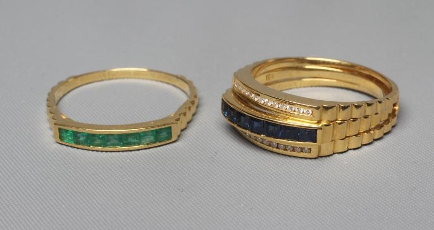 A MULTI-GEM STACKING RING Image