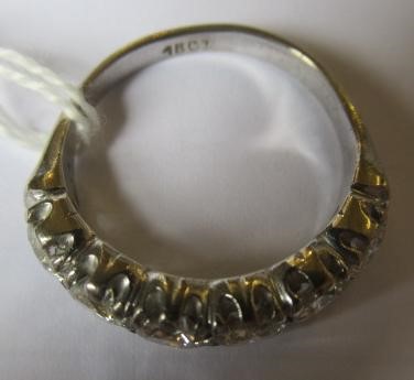 A SIX STONE DIAMOND RING, the round brilliant cut stones each of approximately 0.40cts (TCW approx. Image