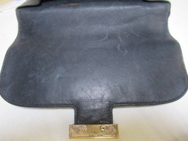 AN HERMES NAVY BLUE LEATHER CONSTANCE HANDBAG Image
