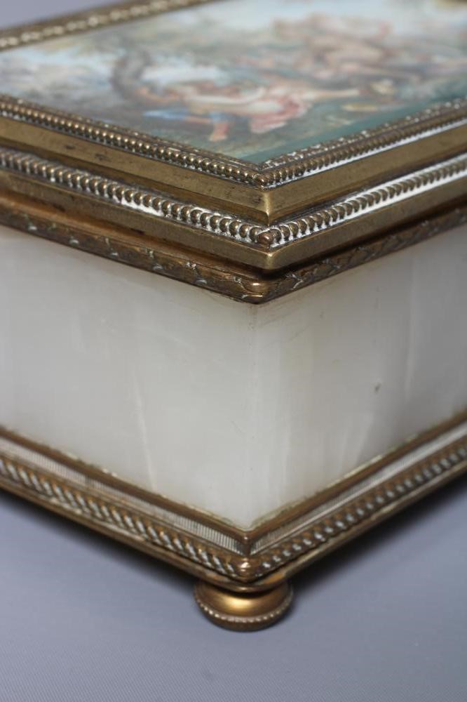 A DUNHILL ONYX CASKET Image