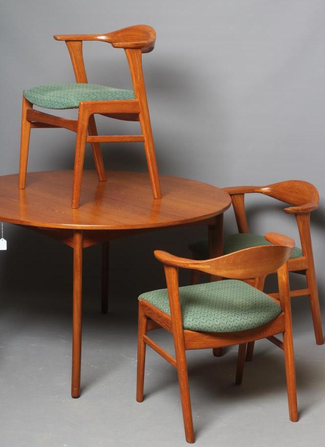ERIK KIRKEGAARD - A SET OF FOUR "MODEL 49" TEAK DINING CHAIRS Image
