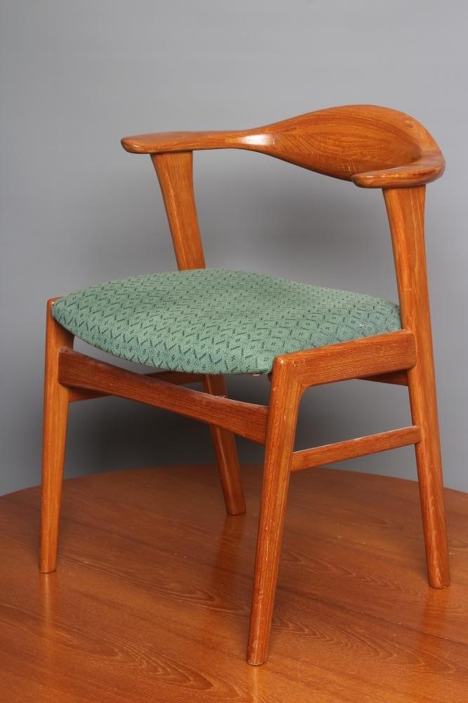 ERIK KIRKEGAARD - A SET OF FOUR "MODEL 49" TEAK DINING CHAIRS Image