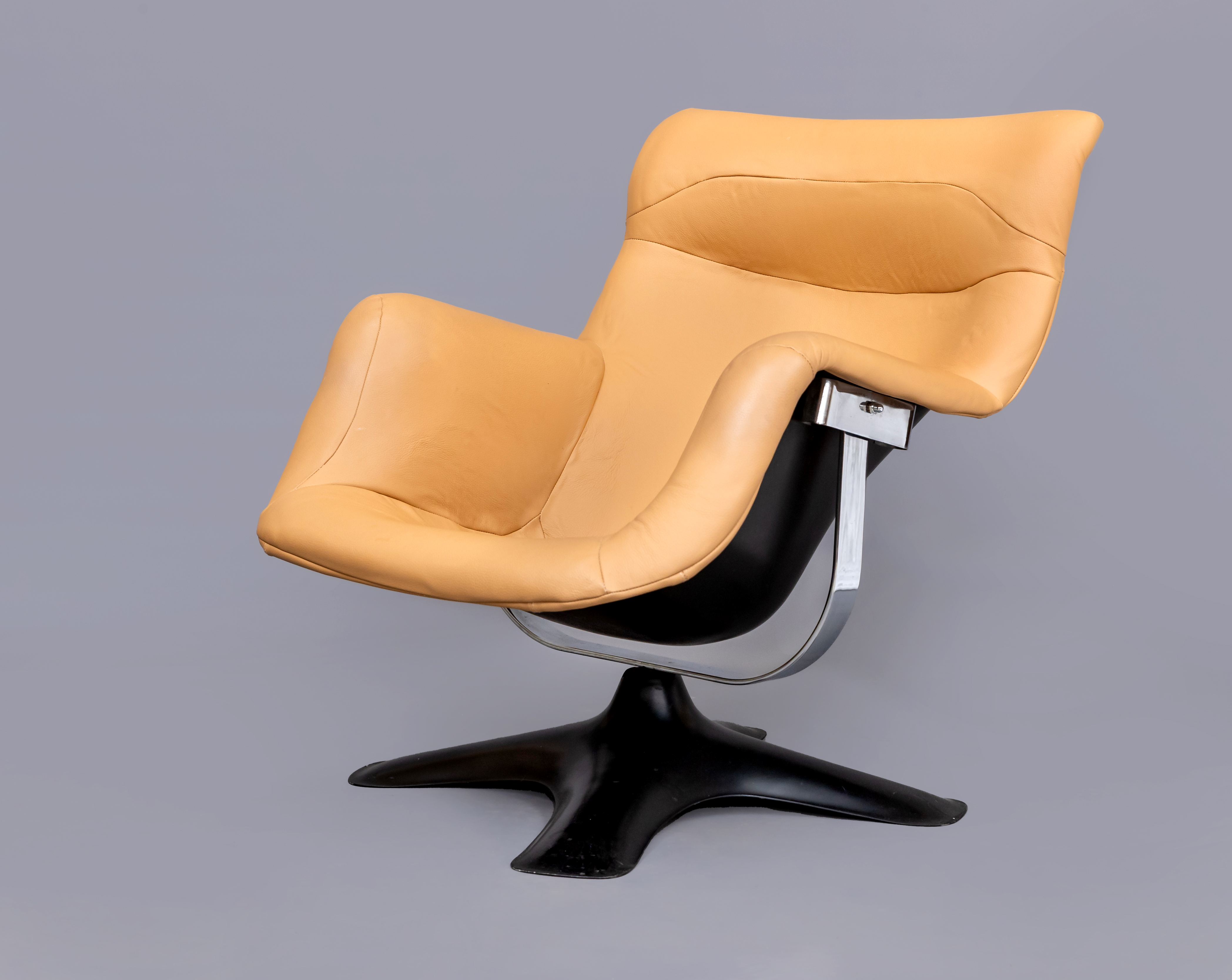 AFTER YRJÖ KUKKAPURO - A KARUSELLI 'SWIVELLING' ARMCHAIR BY HAIMI Image