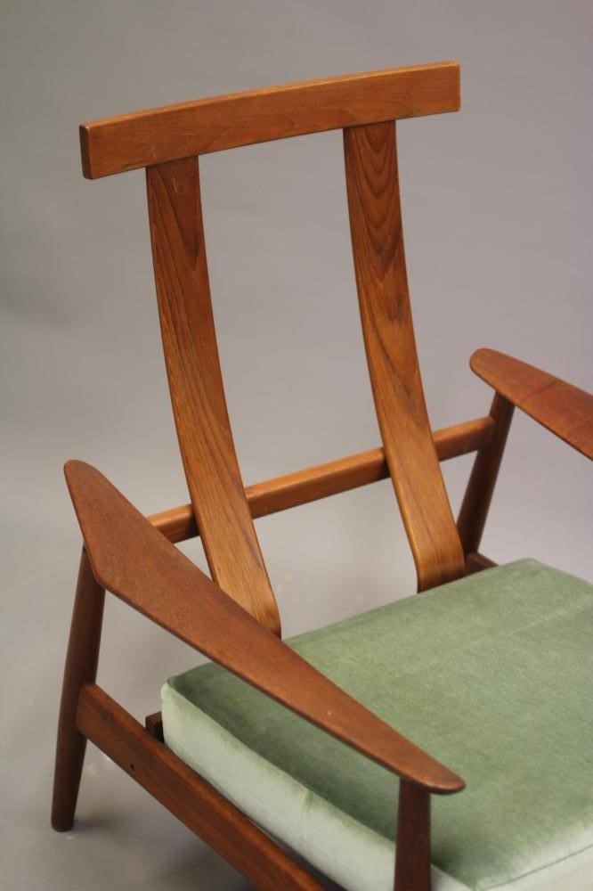ARNE VODDER FOR FRANCE & SON - A TEAK MODEL FD-164 ARMCHAIR Image