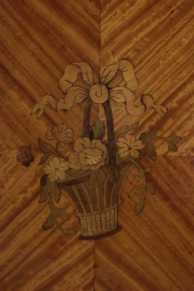 A FRENCH TULIPWOOD AND MARQUETRY LOUIS XVI STYLE TABLE DE CHEVET Image