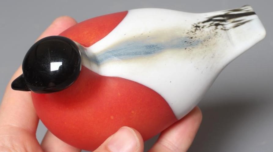 AN IITTALA GLASS BULLFINCH BY OIVA TOIKKA, engraved signature, original labels, 3 1/4" high Image