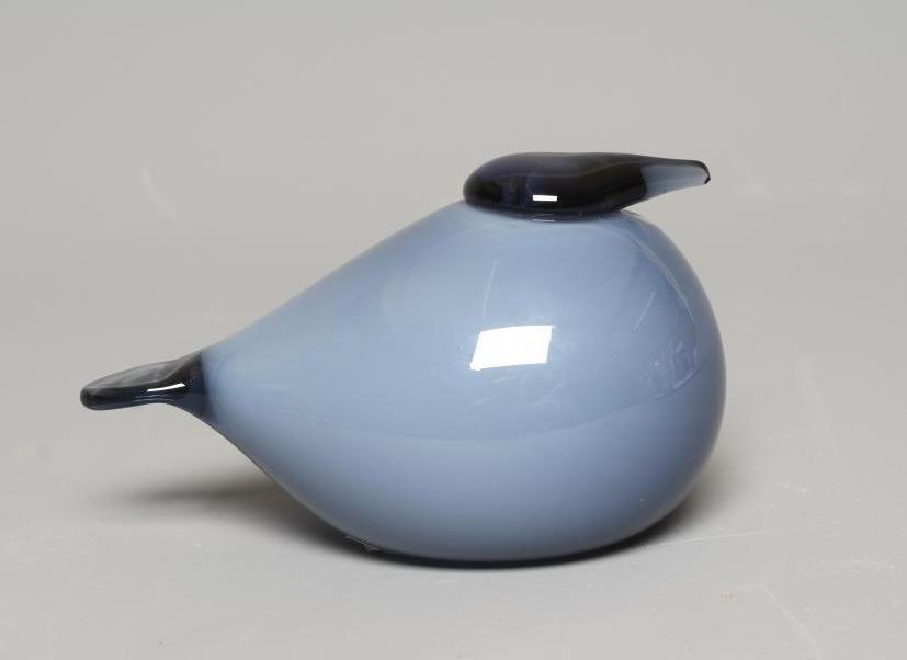 AN IITTALA BLUE GLASS KUULAS BIRD BY OIVA TOIKKA, engraved signature, original labels, 3" high Image