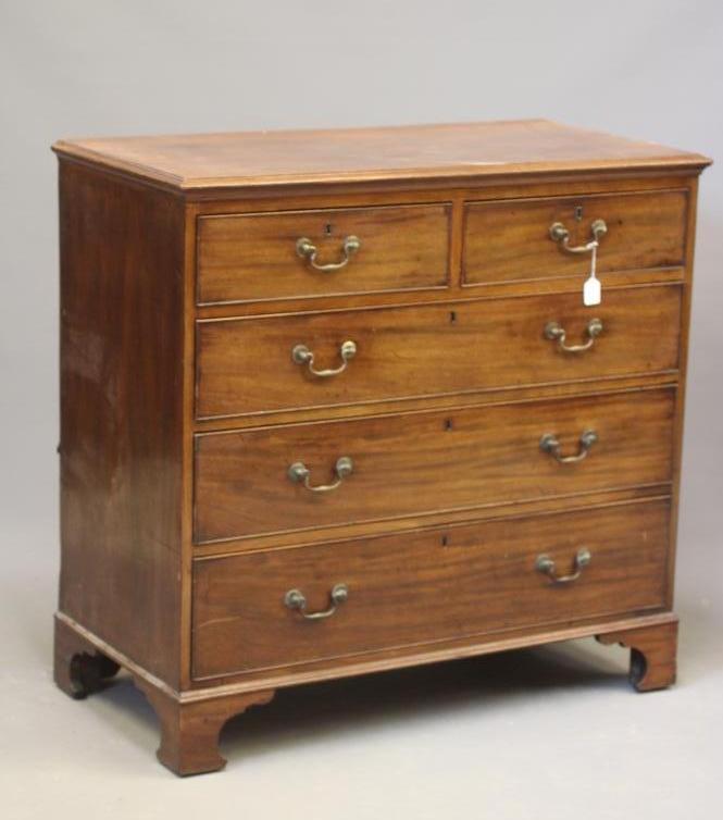 A GEORGIAN MAHOGANY STRAIGHT FRONT CHEST Image