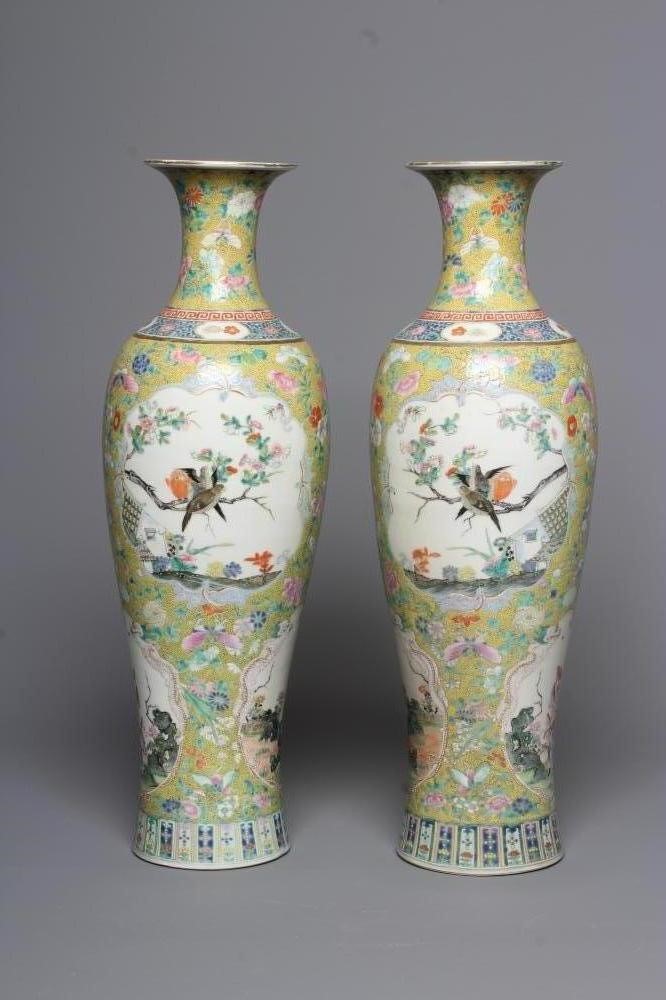 A PAIR OF CHINESE PORCELAIN VASES of slender inverted baluster form Image