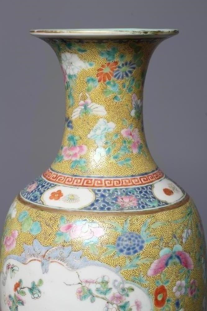A PAIR OF CHINESE PORCELAIN VASES of slender inverted baluster form Image