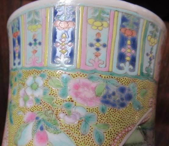 A PAIR OF CHINESE PORCELAIN VASES of slender inverted baluster form Image