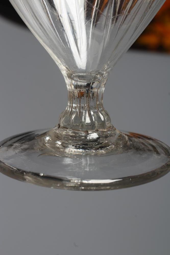 TWO SIMILAR GEORGIAN GLASS GOBLETS Image
