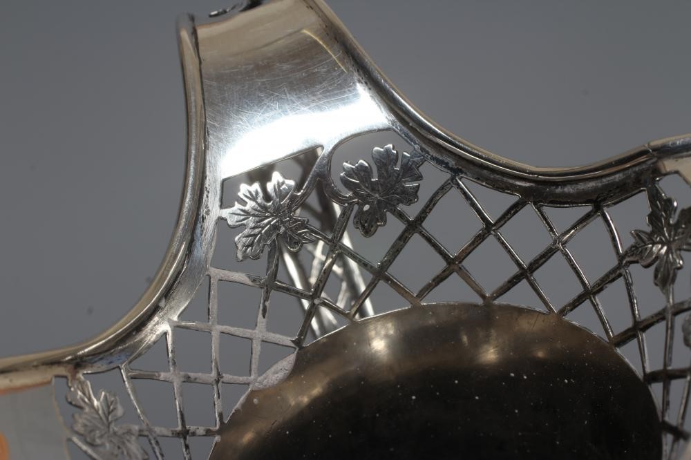 A GEORGE V ART NOUVEAU SILVER VASE by Ackroyd Rhodes Image