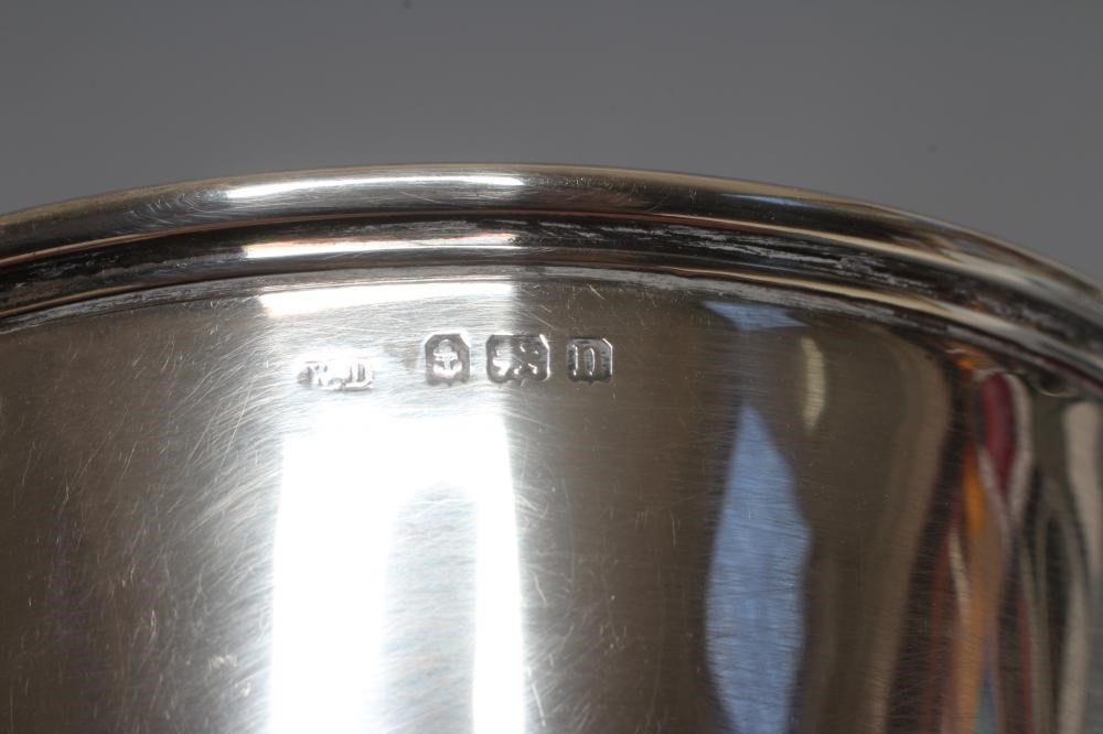 A PAIR OF GEORGE V SILVER TEA CUPS AND SAUCERS by William Devonport Image