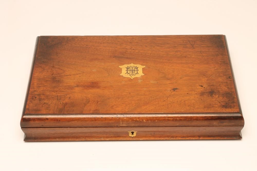 A SET OF SIX LATE VICTORIAN SILVER FRUIT KNIVES AND FORKS Image