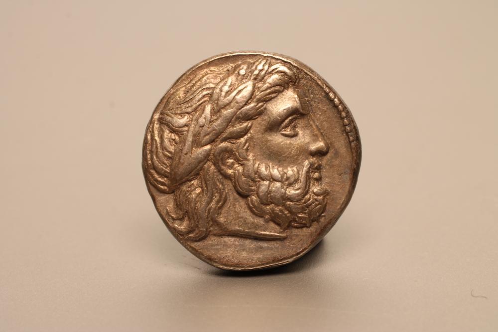 A COIN similar to the previous lot but different control marks Image