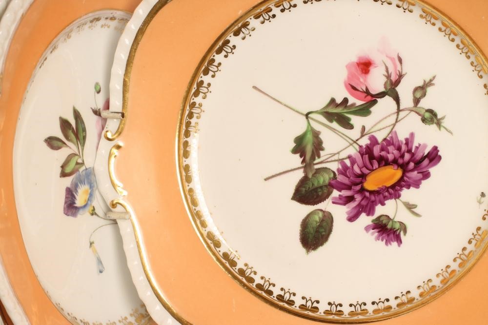 A DAVENPORT PORCELAIN PART DESSERT SERVICE Image