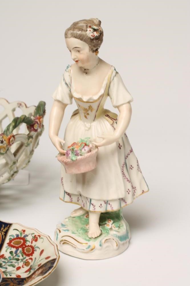 A SMALL COLLECTION OF ENGLISH PORCELAIN Image