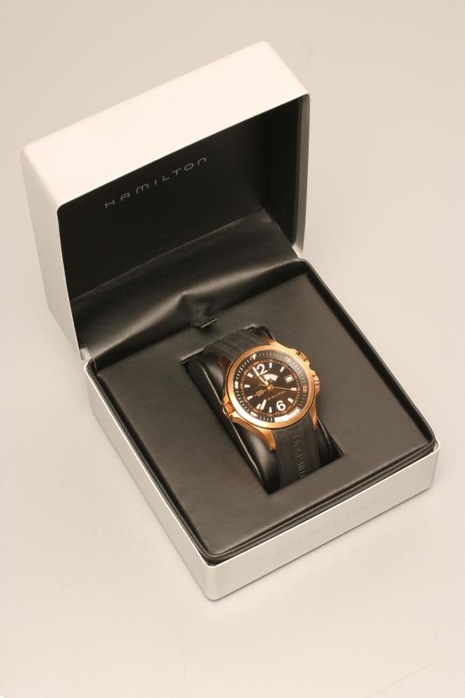 A GENTLEMAN'S HAMILTON "KHAKI" AUTOMATIC T2 WRISTWATCH Image