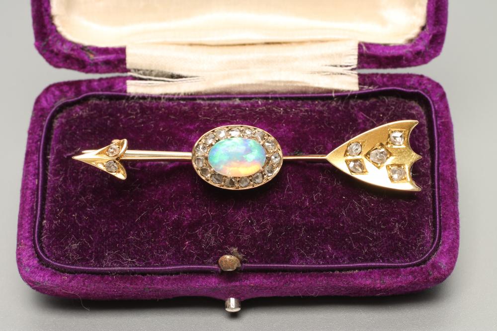 A VICTORIAN OPAL AND DIAMOND ARROW BROOCH Image