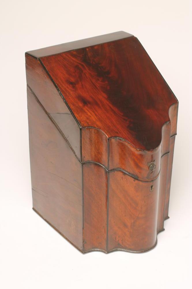 A GEORGIAN MAHOGANY KNIFE BOX Image