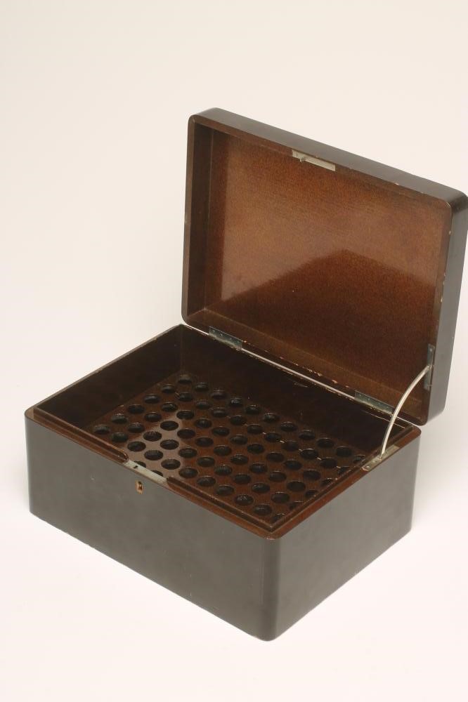 A JAPANESE BLACK LACQUERED BOX Image