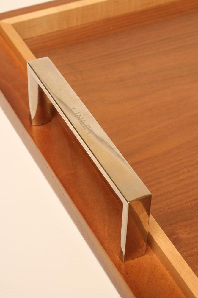 A DAVID LINLEY WALNUT AND MAPLE WOOD TRAY Image