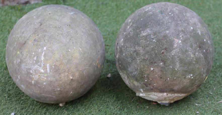 A PAIR OF SANDSTONE BALL FINIALS Image