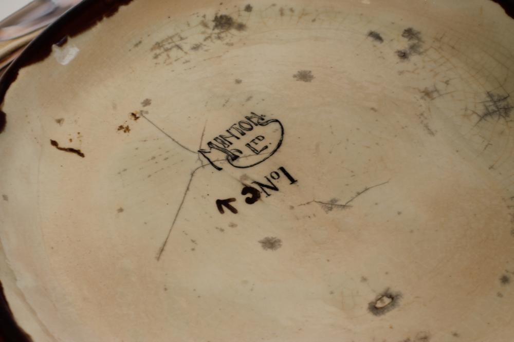 A MINTONS SECCESSIONIST TOILET JUG AND BOWL Image