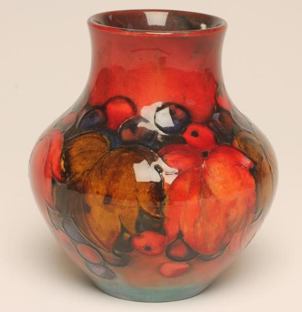A MOORCROFT POTTERY VASE Image