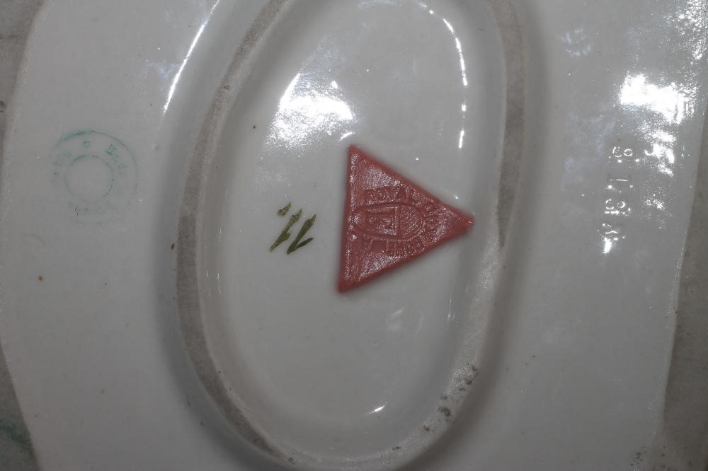 AN ART NOUVEAU ROYAL DUX BISQUE PORCELAIN FIGURAL VASE Image