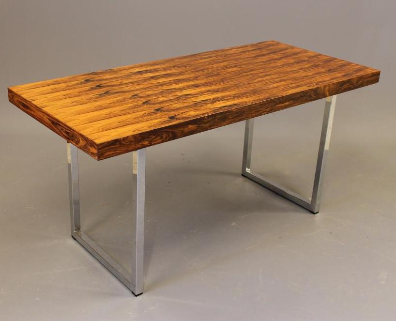 A GORDON RUSSELL ROSEWOOD VENEERED TABLE Image