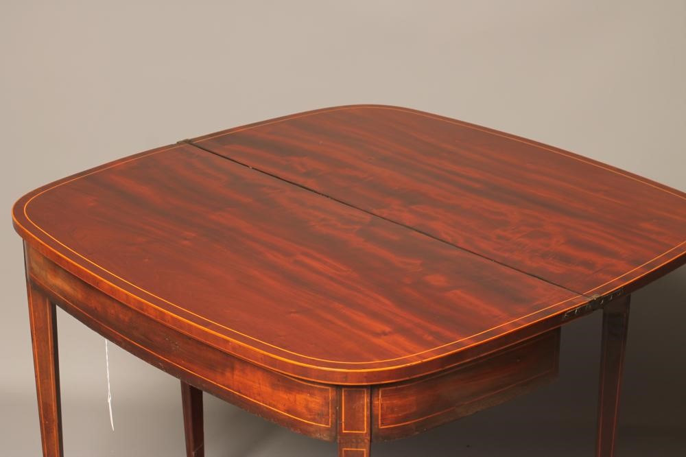 A GEORGIAN MAHOGANY FOLDING TEA TABLE Image