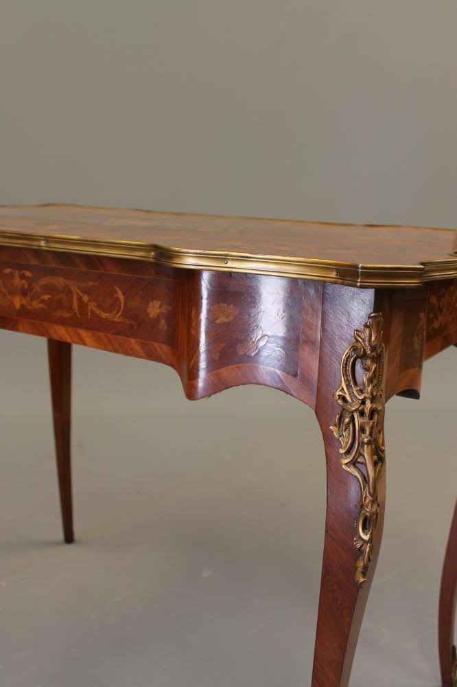 A LOUISE XV STYLE KINGWOOD CENTRE TABLE Image