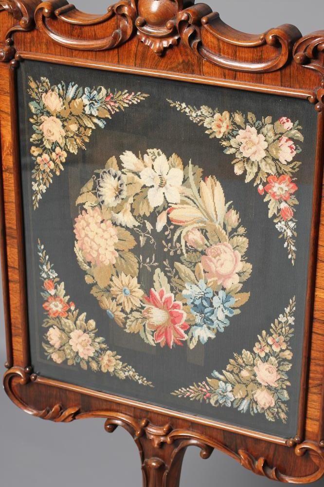 A VICTORIAN ROSEWOOD FIRE SCREEN Image