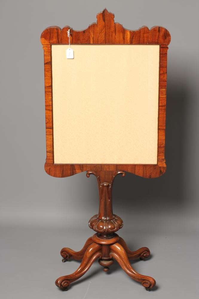 A VICTORIAN ROSEWOOD FIRE SCREEN Image