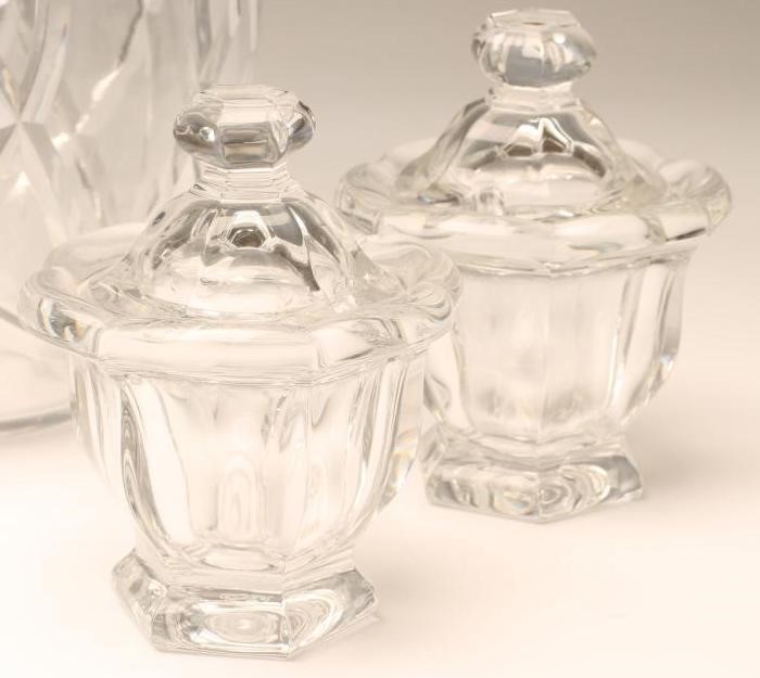 BACCARAT GLASS- modern Image