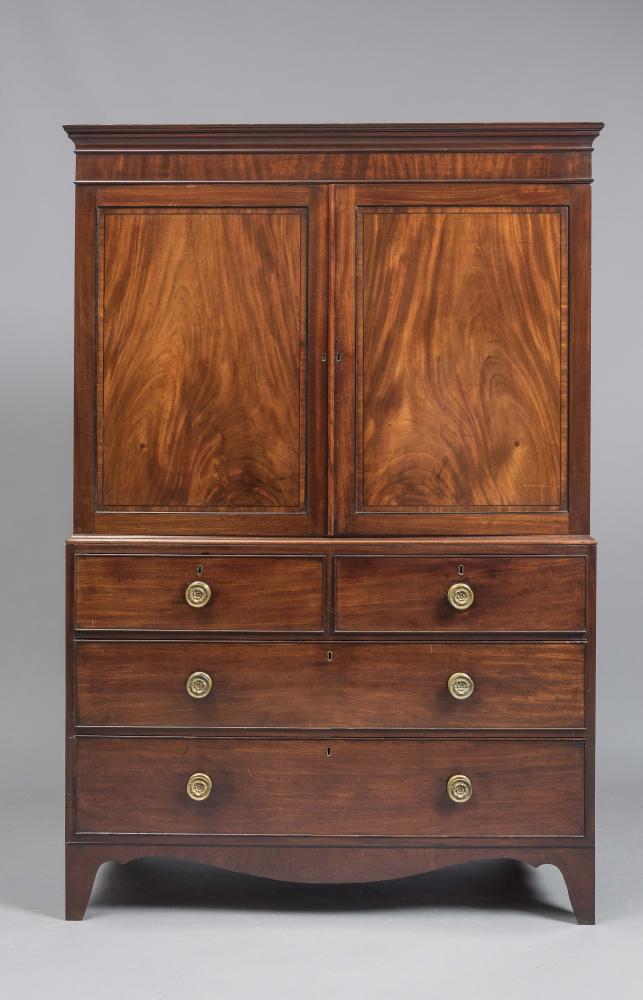 A REGENCY MAHOGANY LINEN PRESS Image