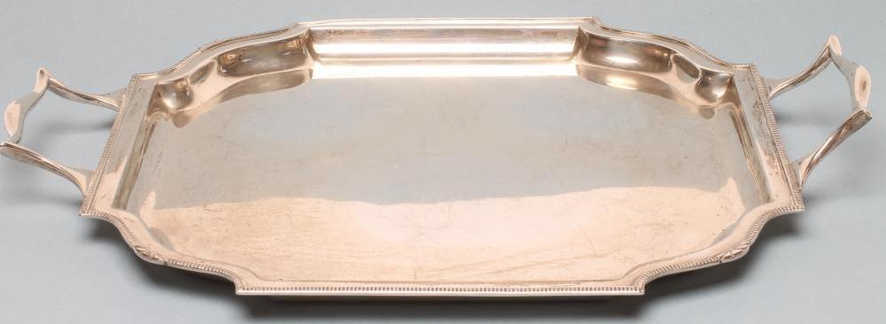 A SILVER SQUARE TRAY Image