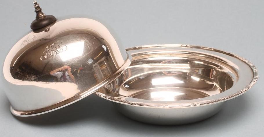 *A SILVER MUFFIN DISH AND COVER Image