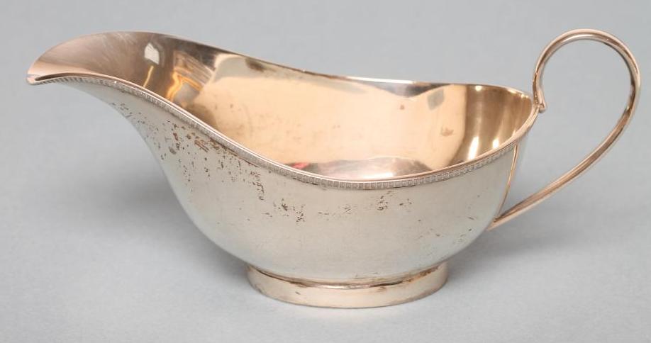 AN ART DECO SILVER SAUCEBOAT Image